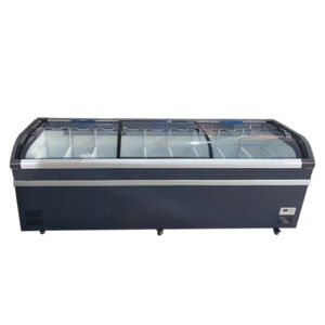 Arc-shaped chest island freezer